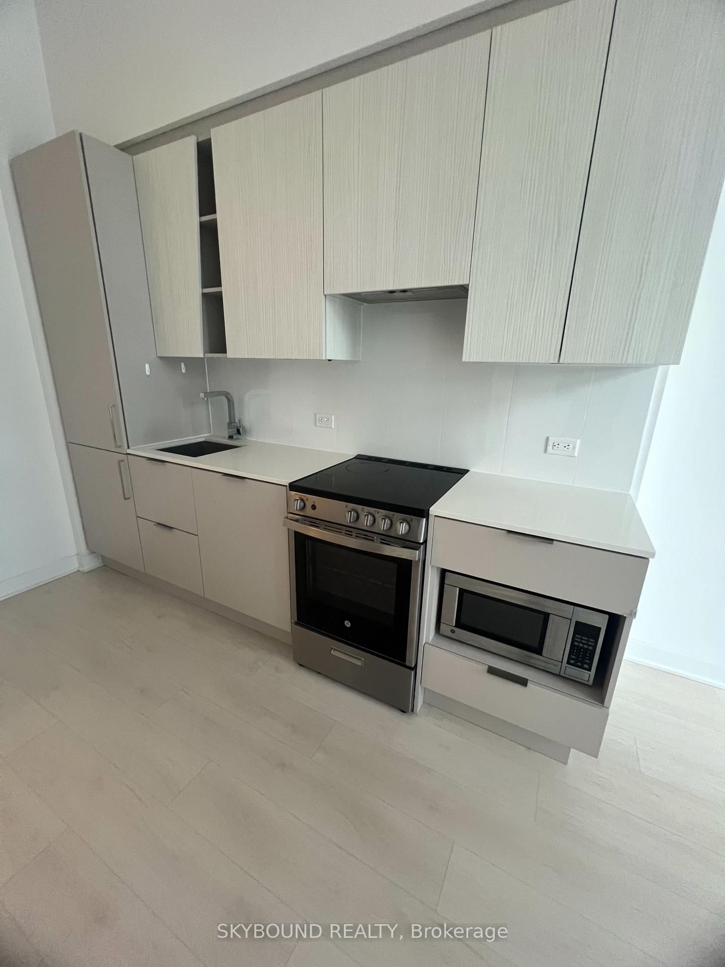 3900 Confederation Parkway • #529 • Mississauga, ON photo 17