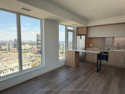 4403 - 395 Square One Drive