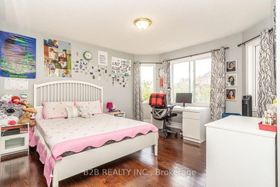 12 Valleywest Brampton,ON L6P 2J9 — Photo 23