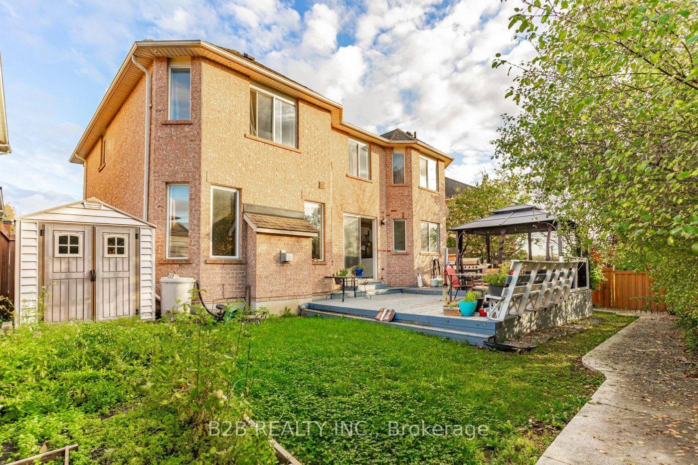 12 VALLEYWEST Road • Brampton, ON photo 30