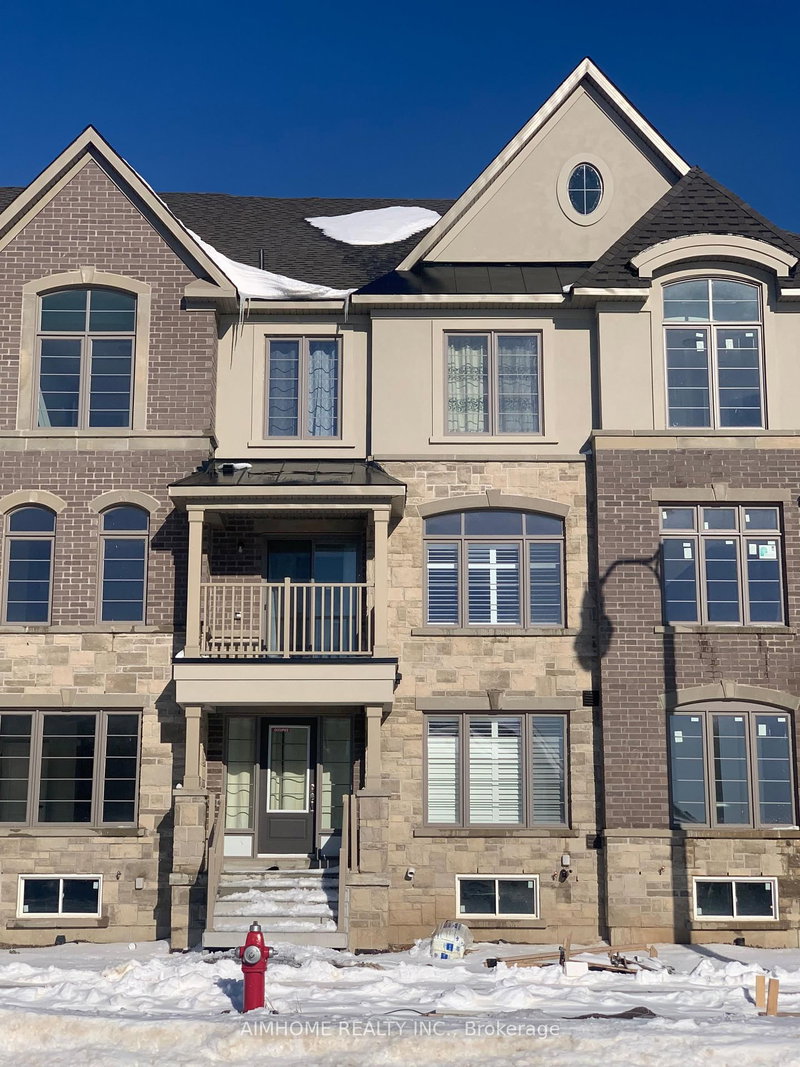 12 Summerbeam Way