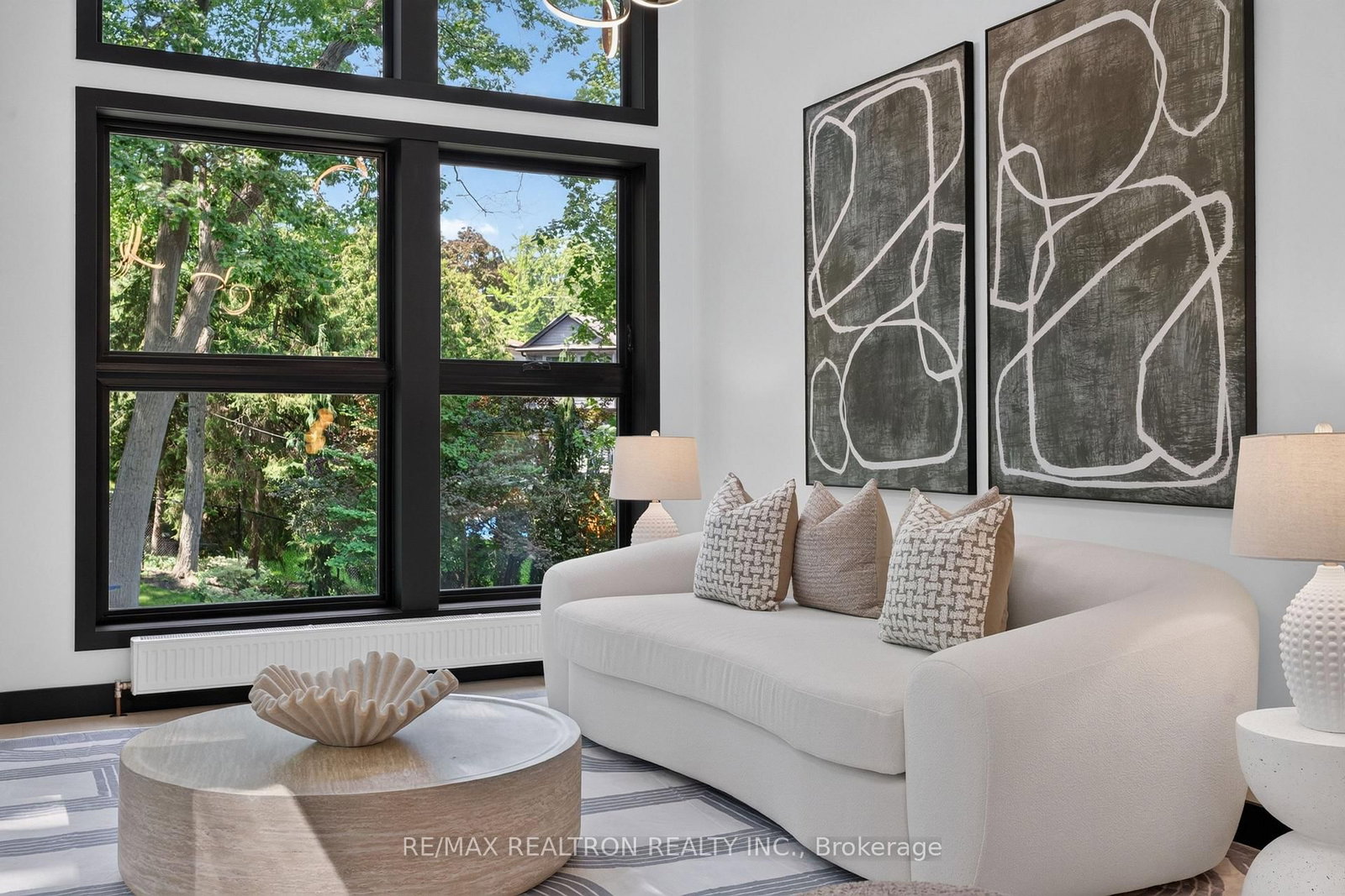 8 Breezewood Drive • Toronto, ON photo 25
