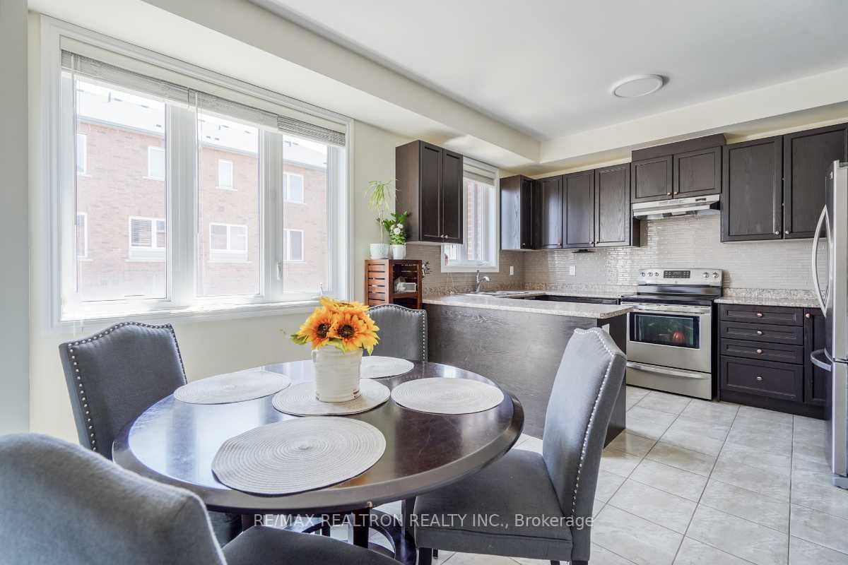 15 Sprucewood Road • Brampton, ON photo 15