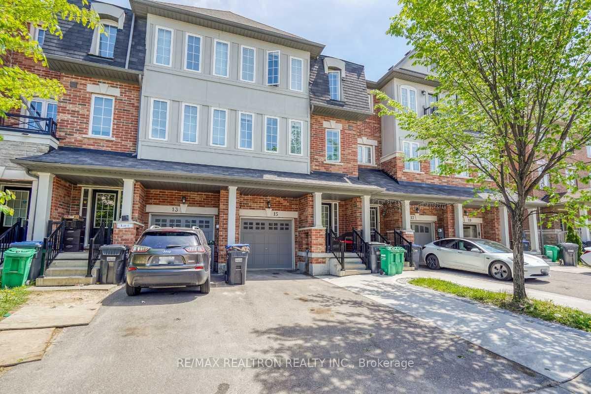 15 Sprucewood Road • Brampton, ON photo 2