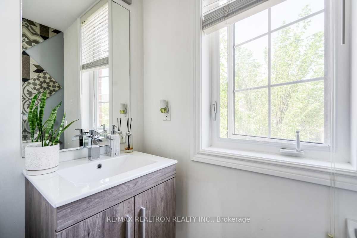 15 Sprucewood Road • Brampton, ON photo 25