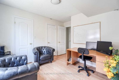 15 Sprucewood Road • Brampton, ON photo 7