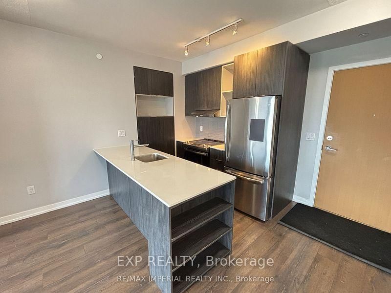1212 - 2520 Eglinton Avenue W