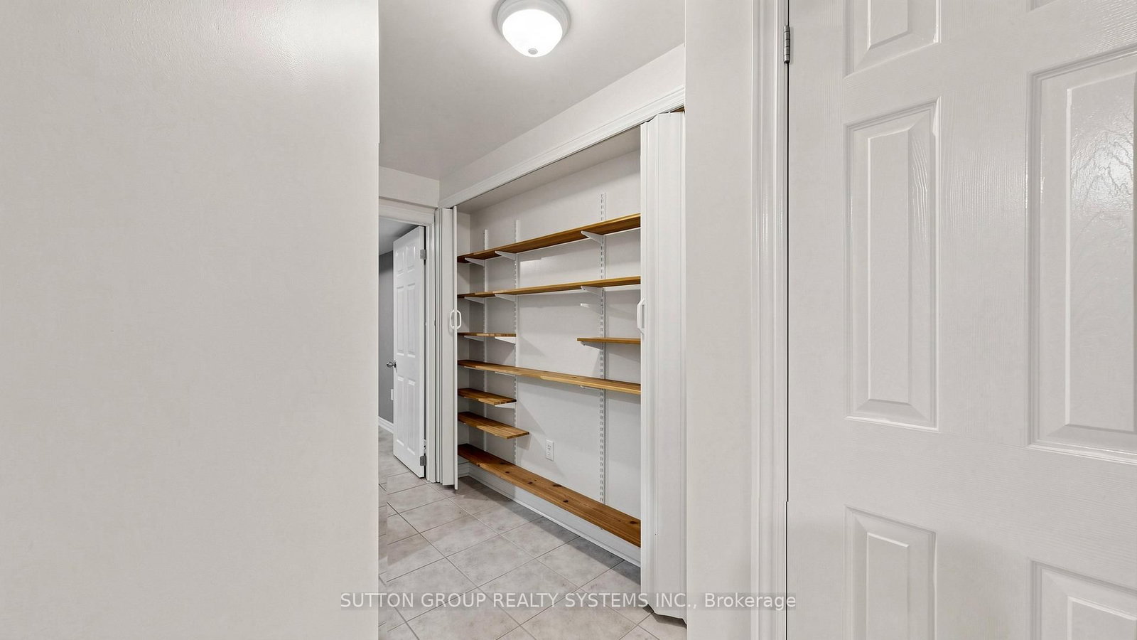 2138 Eglinton Avenue W • Toronto, ON photo 21