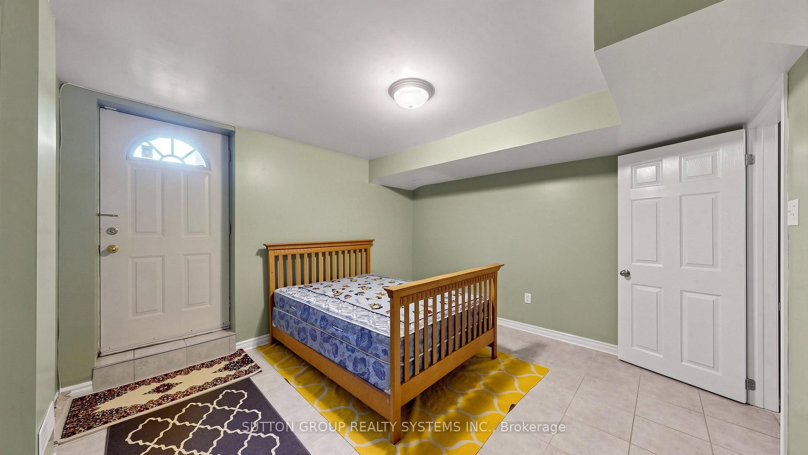 2138 Eglinton Avenue W • Toronto, ON photo 22