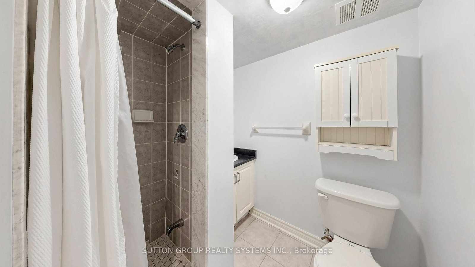2138 Eglinton Avenue W • Toronto, ON photo 24