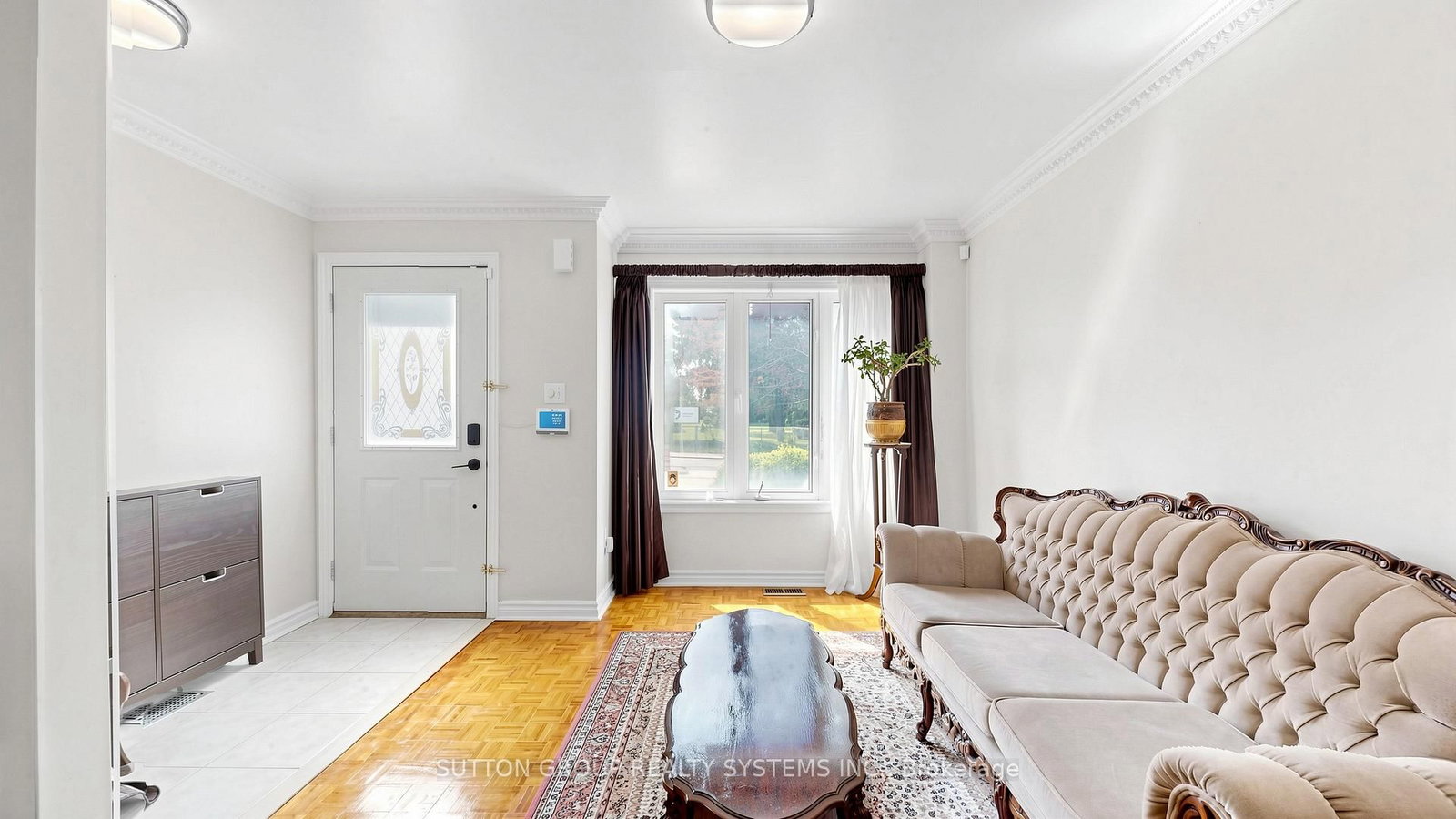 2138 Eglinton Avenue W • Toronto, ON photo 3