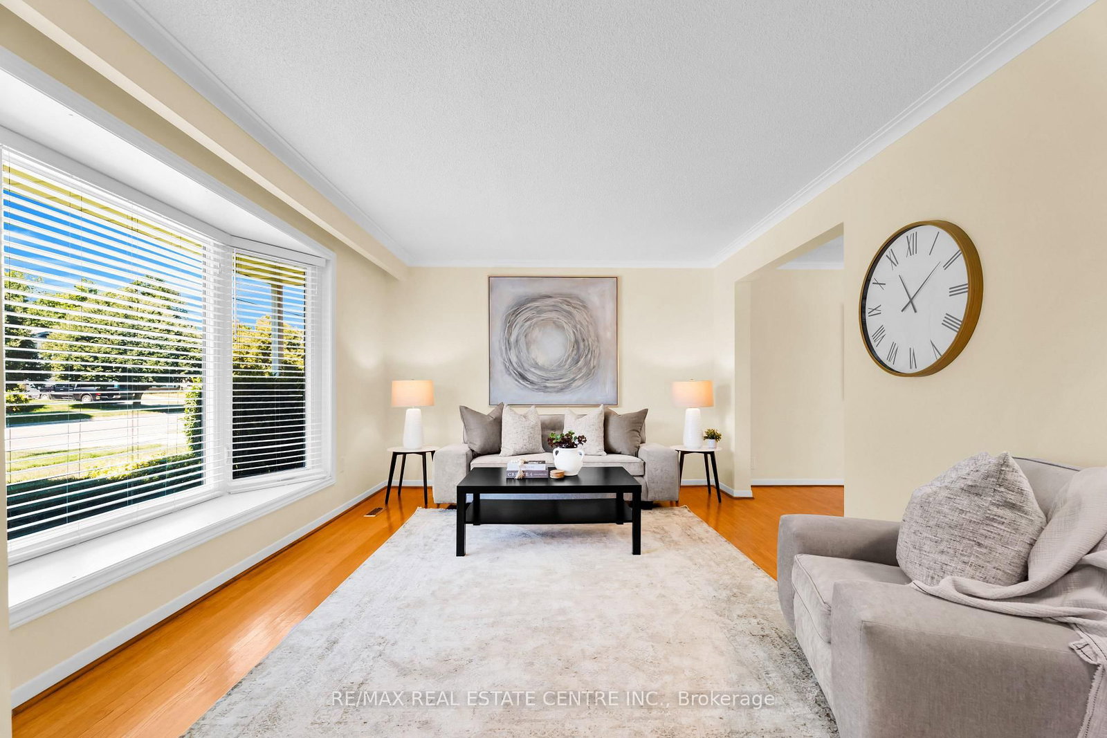 357 Delrex Boulevard • Halton Hills, ON photo 10