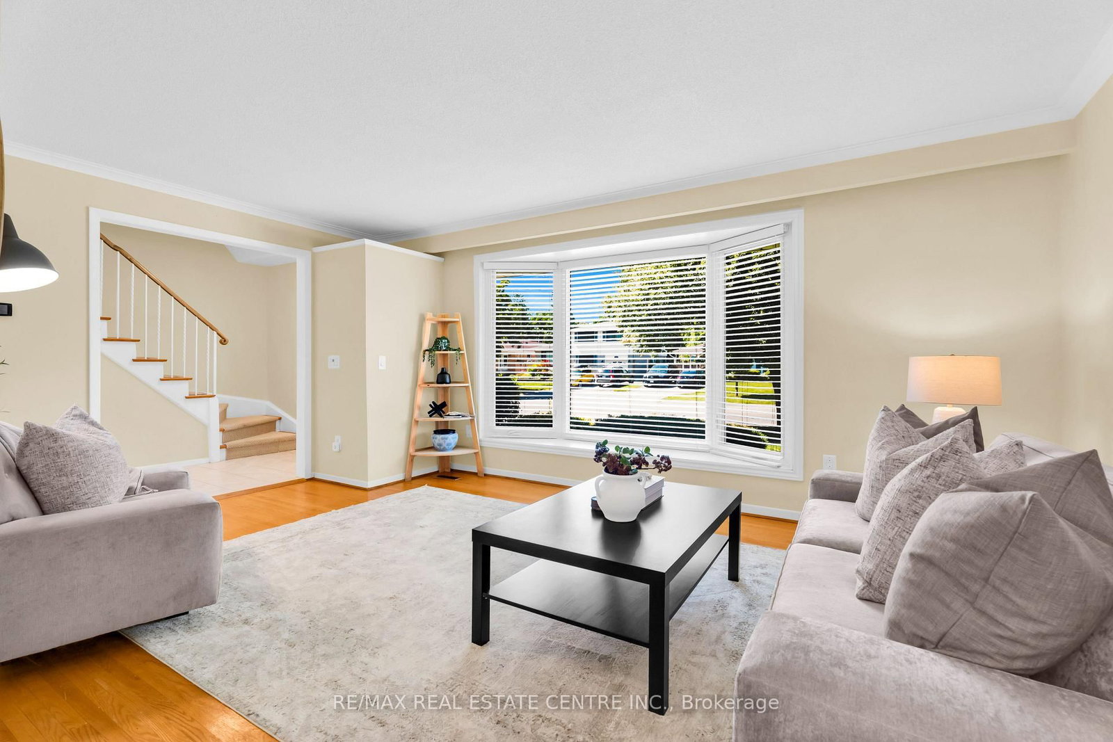 357 Delrex Boulevard • Halton Hills, ON photo 12