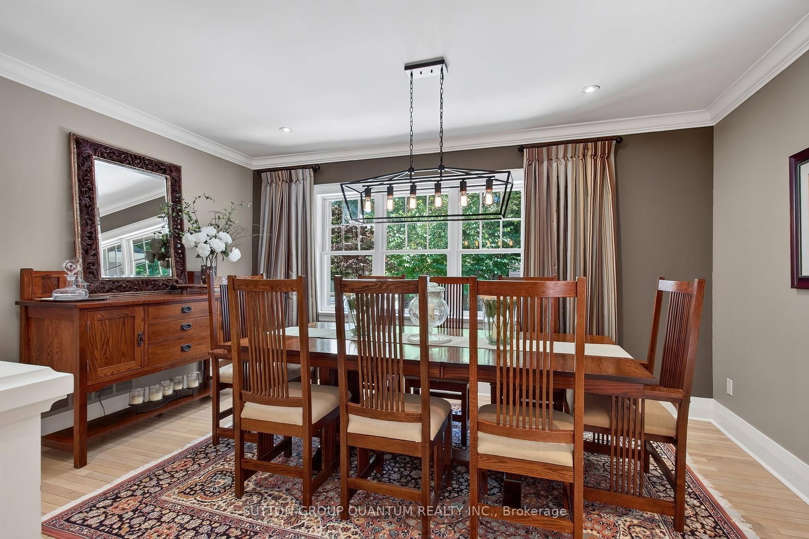 1391 Queen Victoria Avenue • Mississauga, ON photo 10