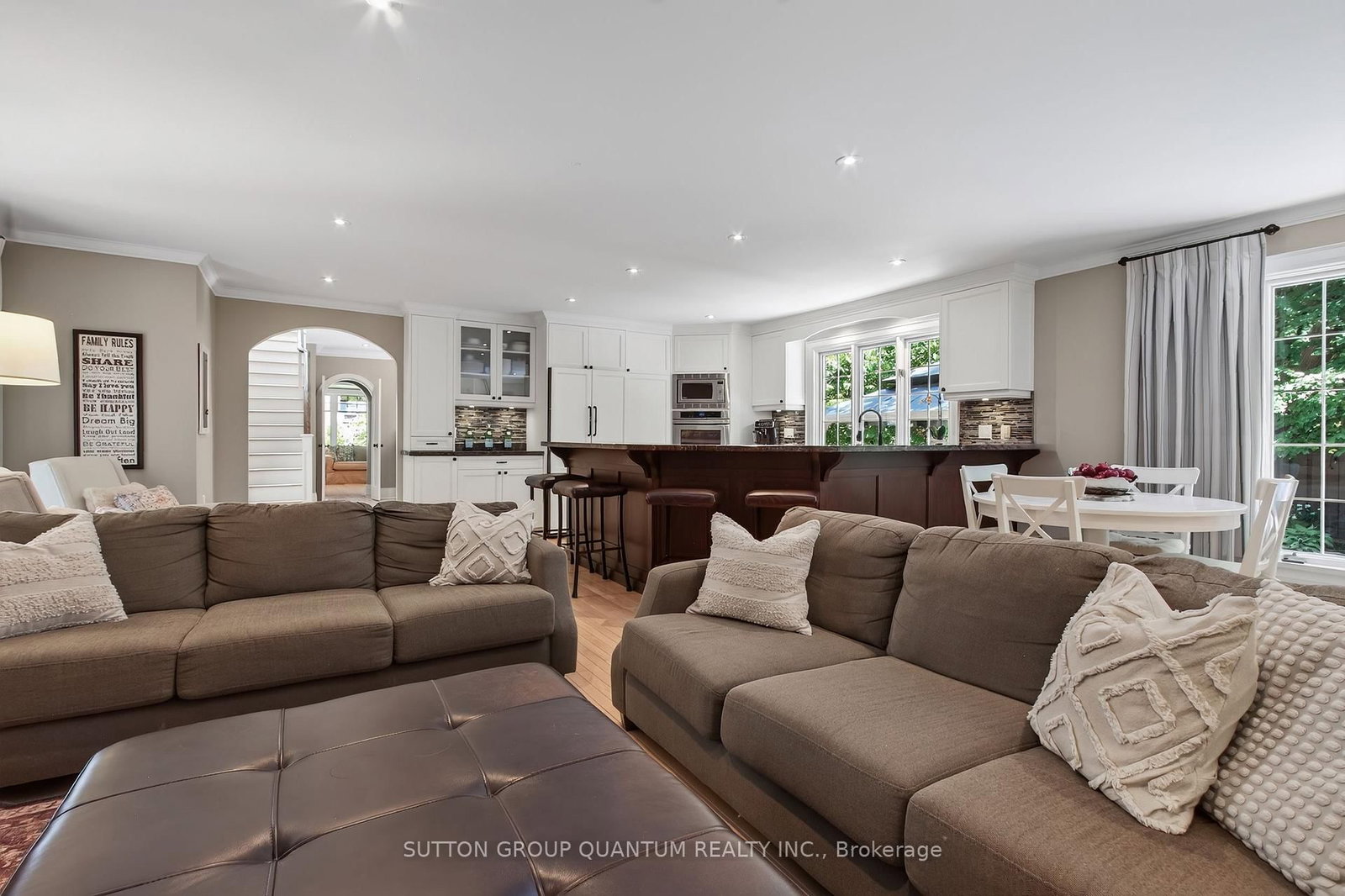 1391 Queen Victoria Avenue • Mississauga, ON photo 21