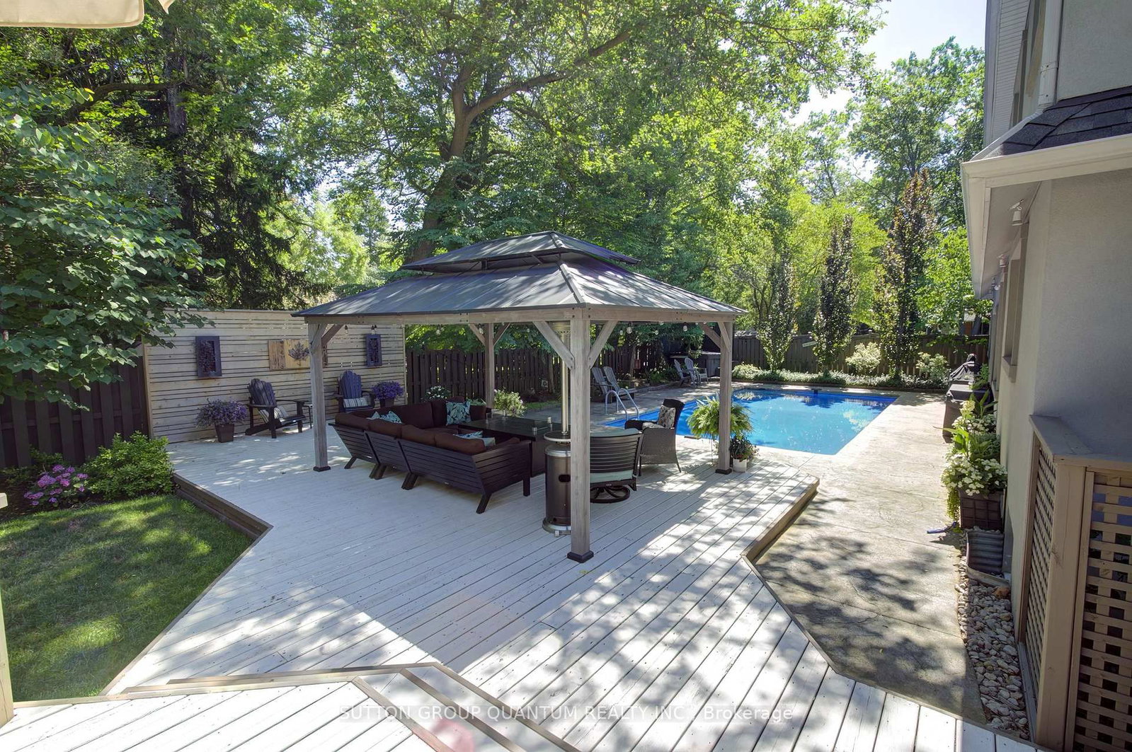 1391 Queen Victoria Avenue • Mississauga, ON photo 44
