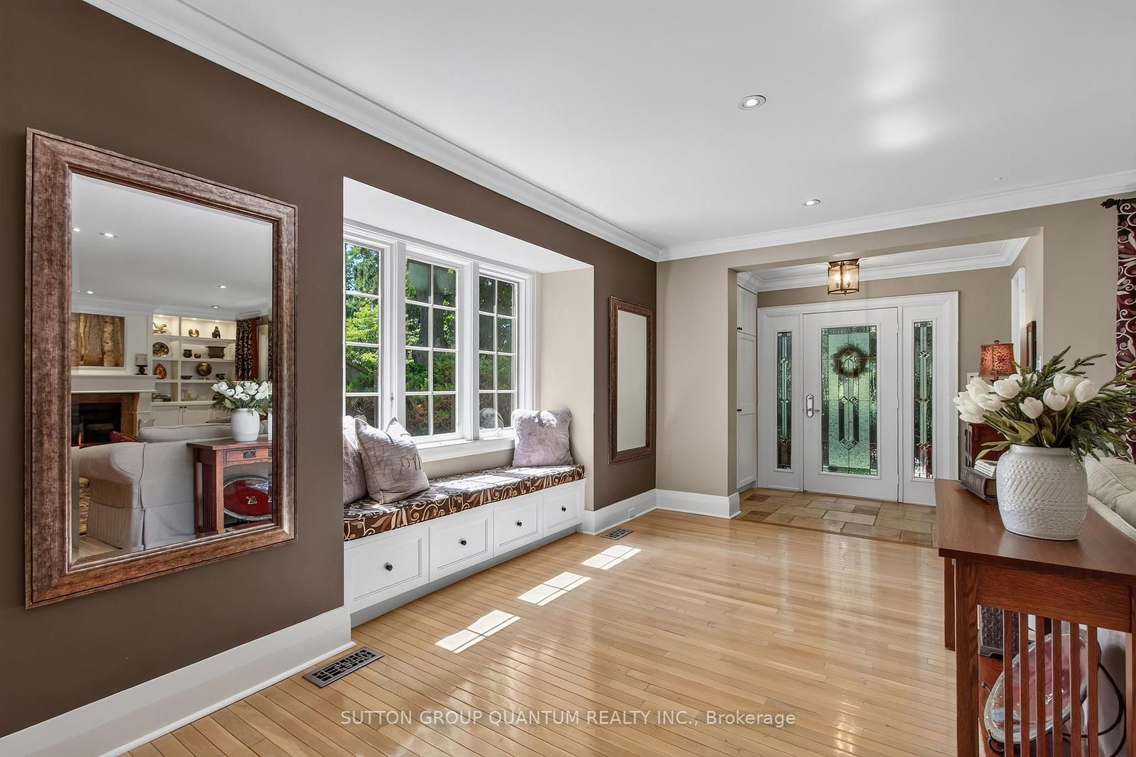 1391 Queen Victoria Avenue • Mississauga, ON photo 6