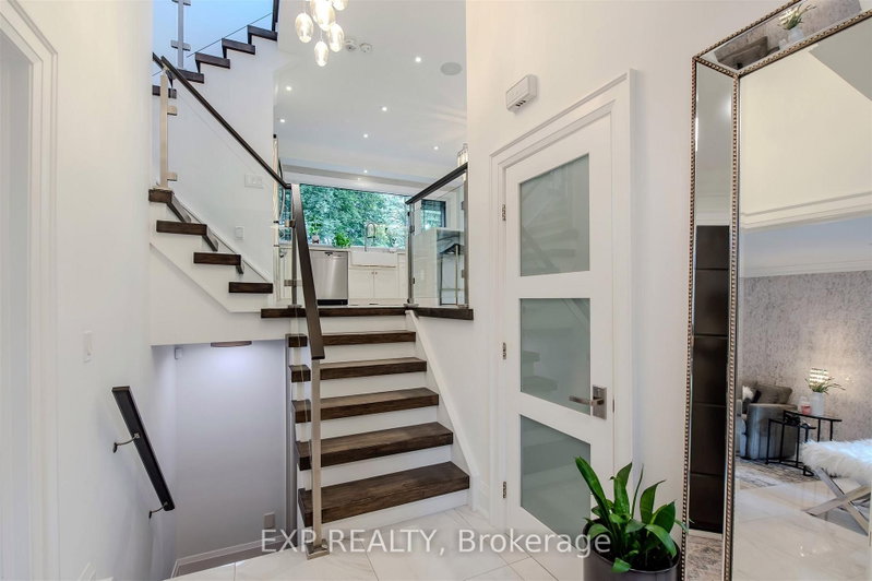 467 Caesar Avenue