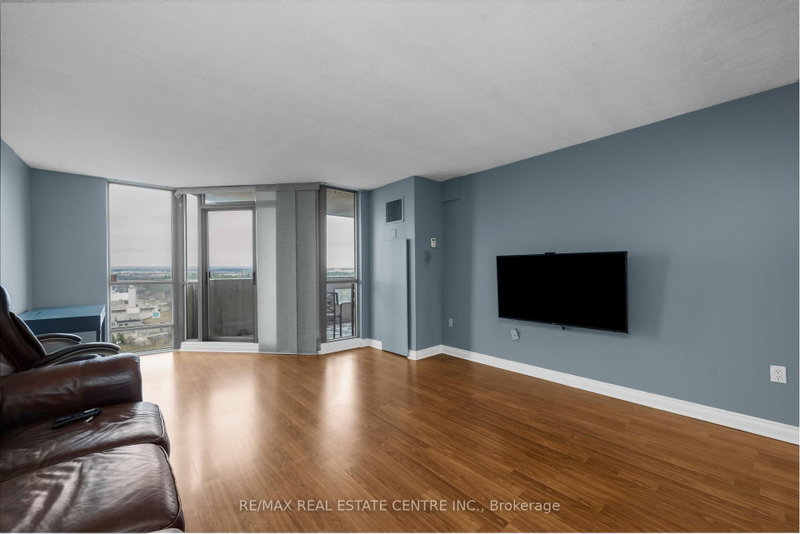 1504 - 20 Mcfarlane Drive