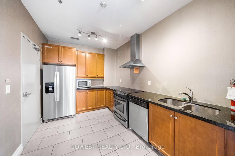 2095 Lake Shore Toronto,ON M8V 4G3 — Photo 9
