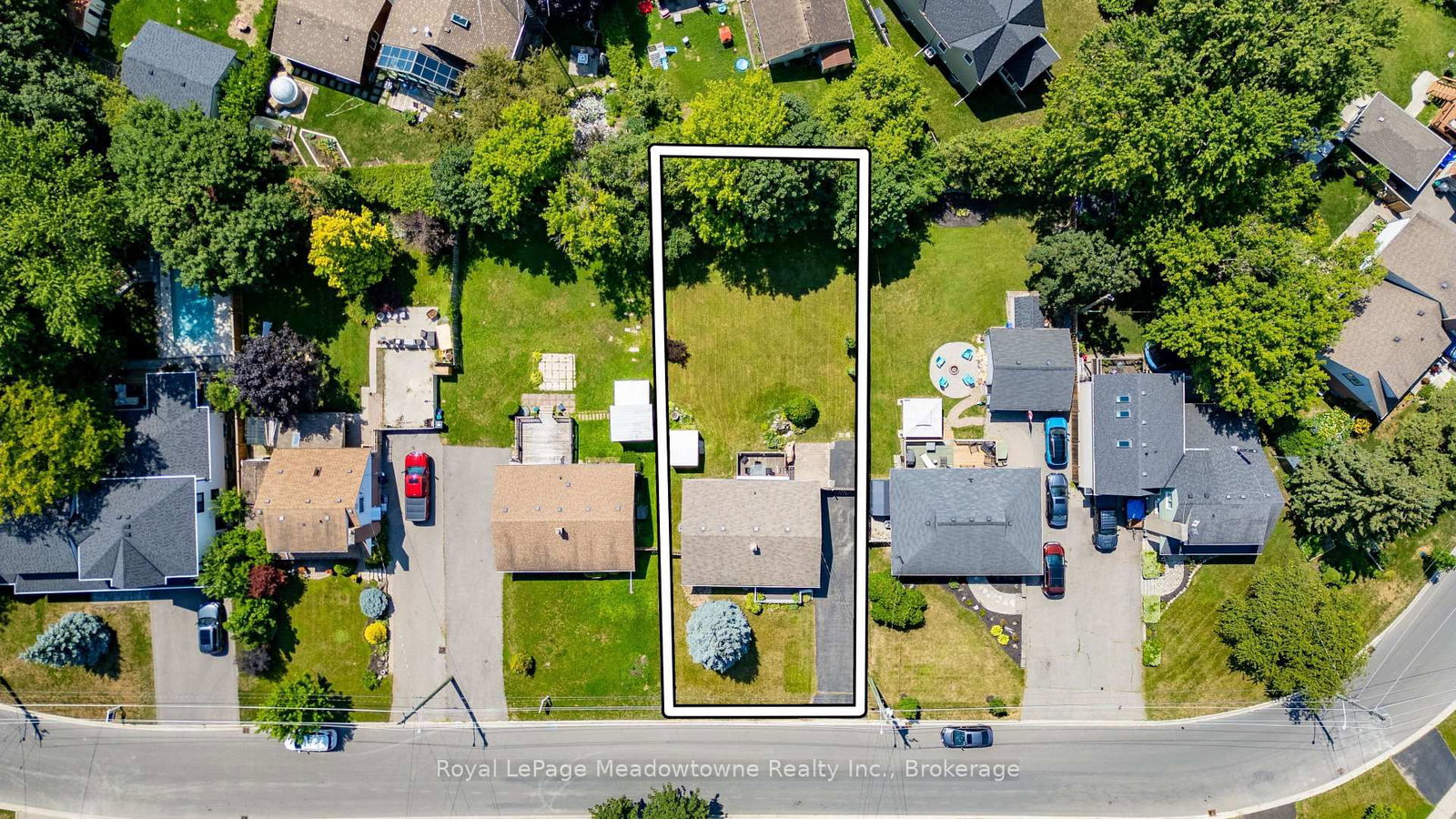 228 Bell Street • Milton, ON photo 47