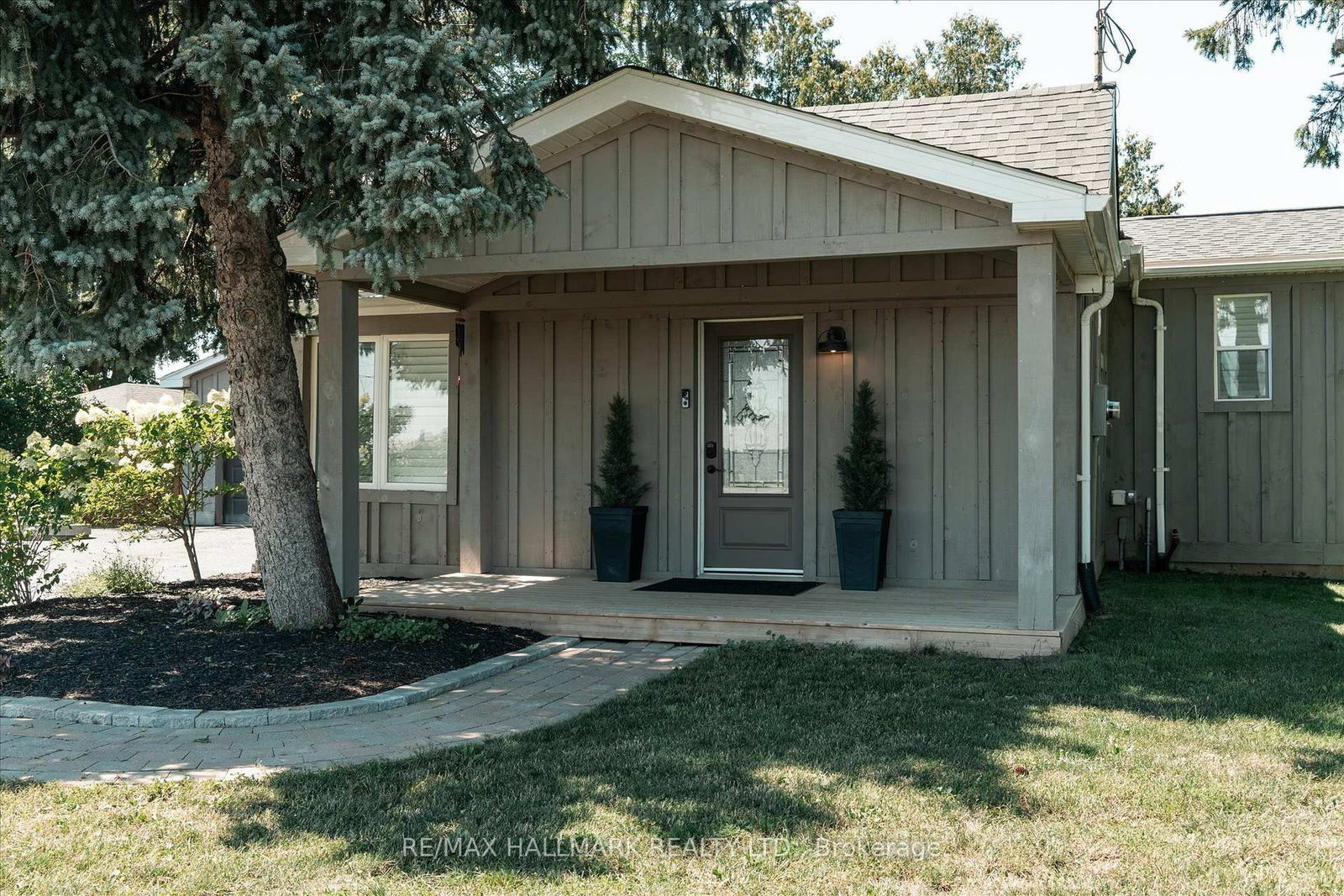 Listing Image 8