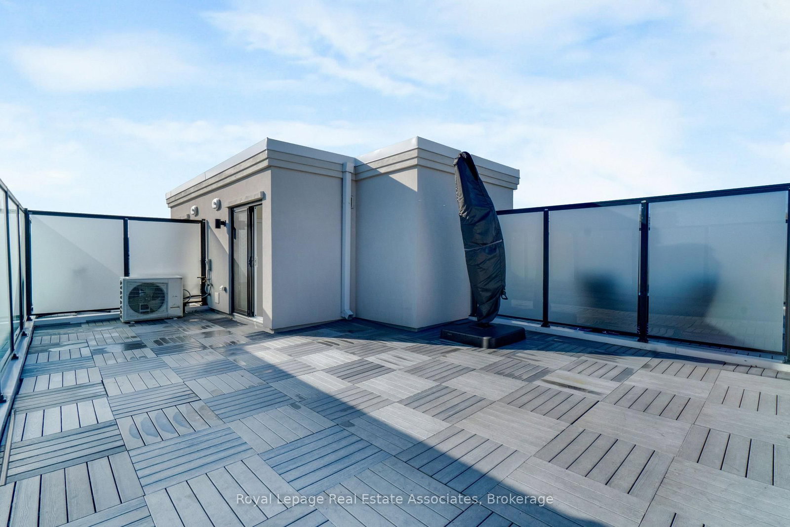 657 Cricklewood Drive • #511 • Mississauga, ON photo 35