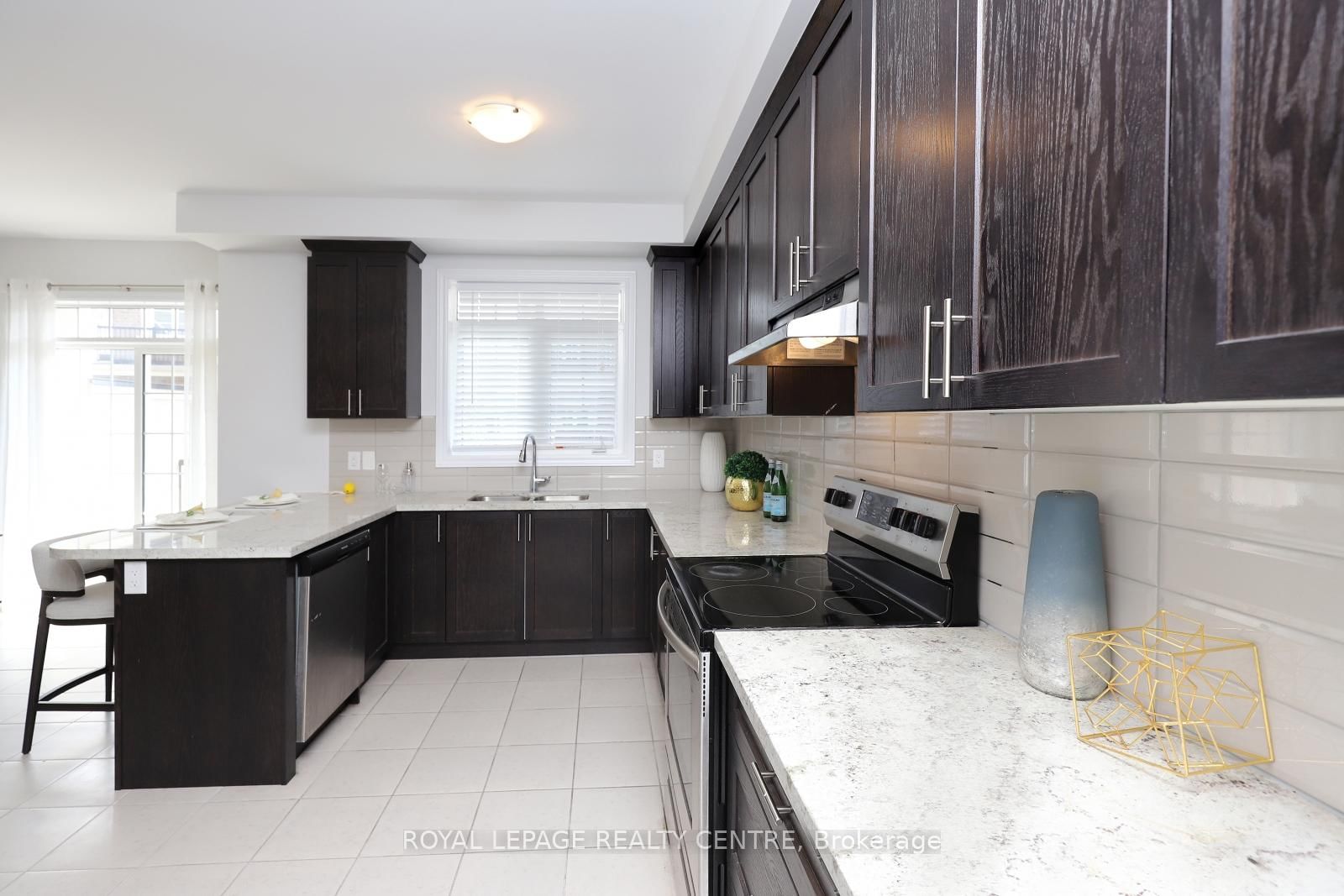 3020 George Savage Avenue • Oakville, ON photo 13