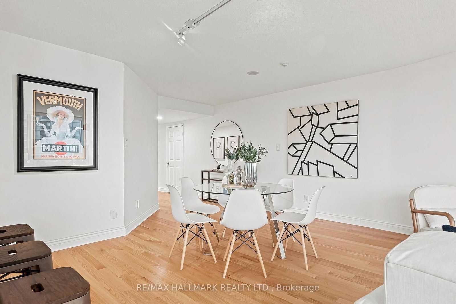 50 Eglinton Avenue W • #607 • Mississauga, ON photo 14