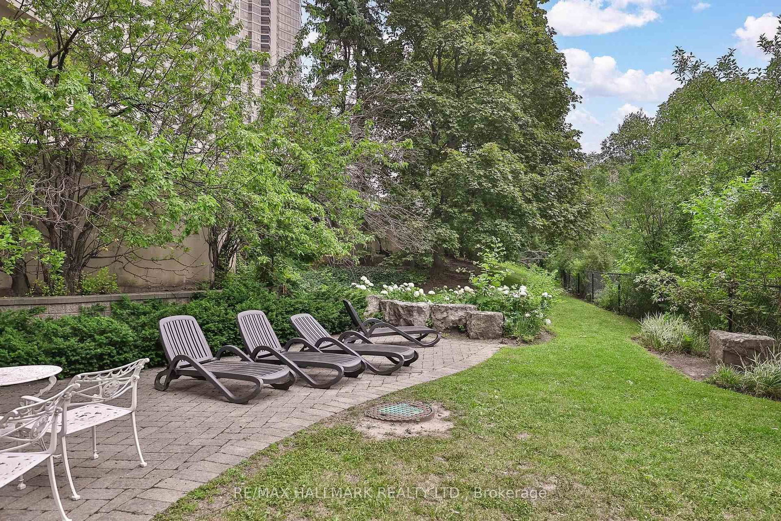 50 Eglinton Avenue W • #607 • Mississauga, ON photo 44