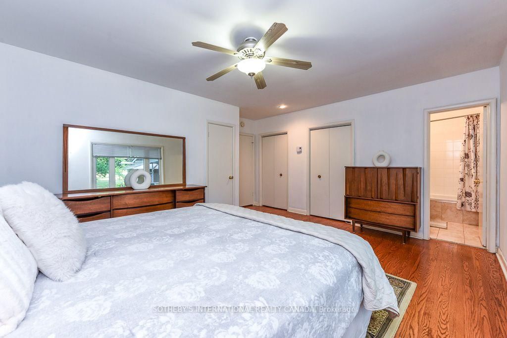 31 Queensborough Crescent • Toronto, ON photo 26