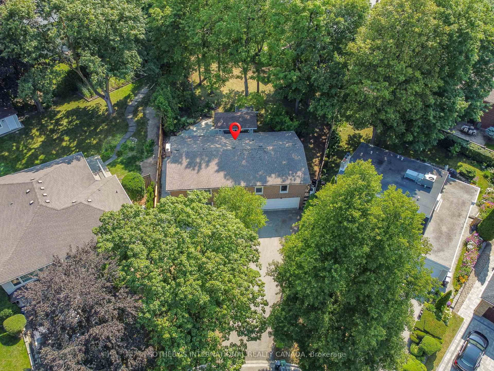 31 Queensborough Crescent • Toronto, ON photo 40