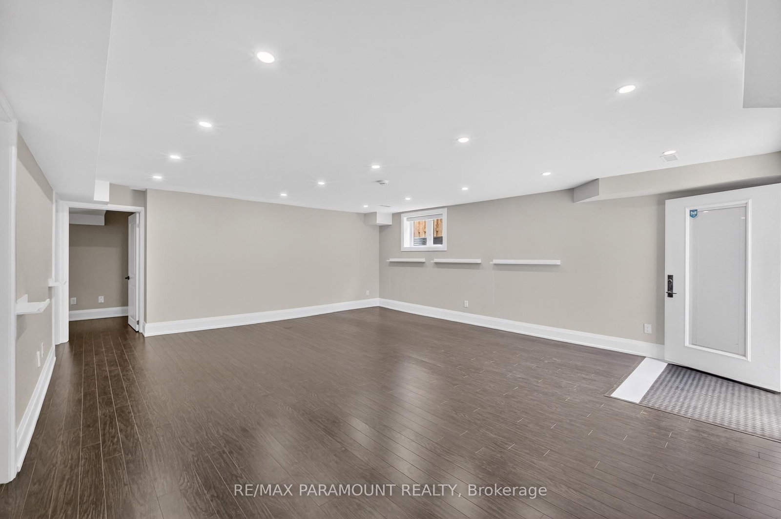 38 York Road, Toronto 5
