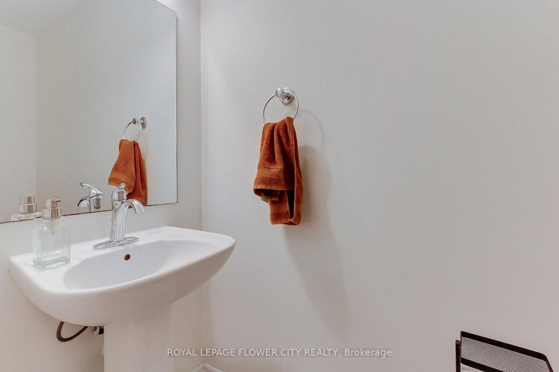 101 Huguenot Oakville,ON L6H 0M3 — Photo 15