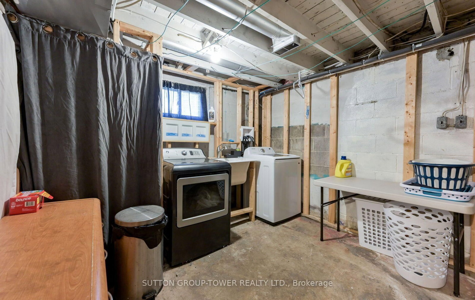 8 Yvonne Avenue N • Toronto, ON photo 39