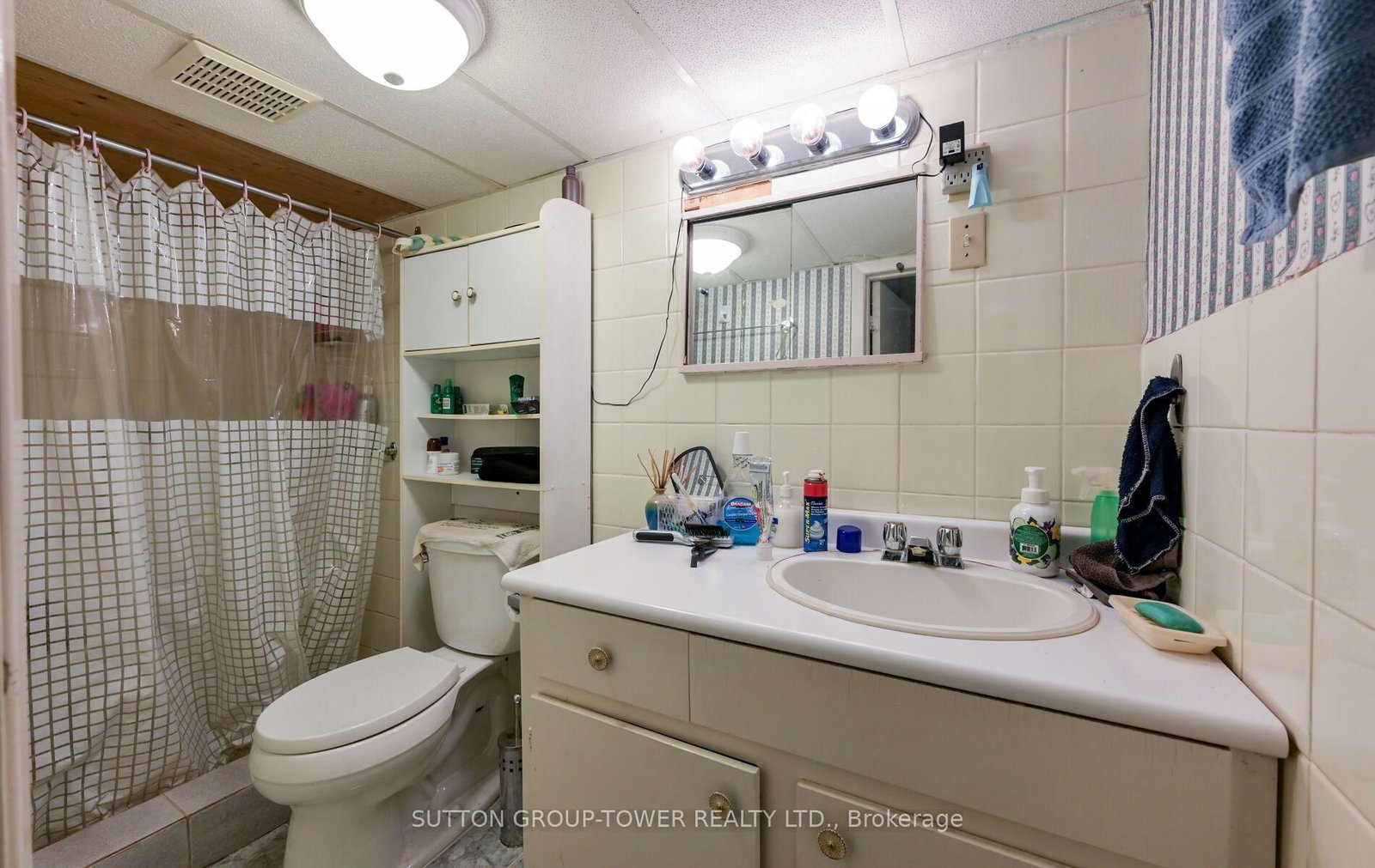 8 Yvonne Avenue N • Toronto, ON photo 42