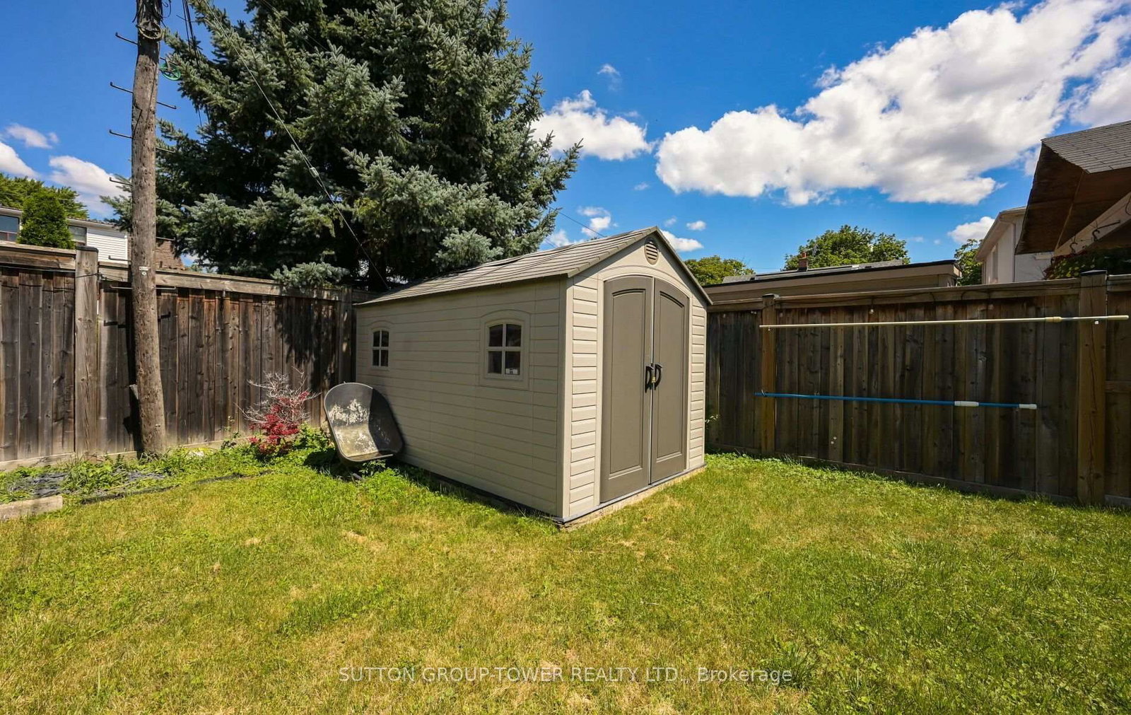 8 Yvonne Avenue N • Toronto, ON photo 50