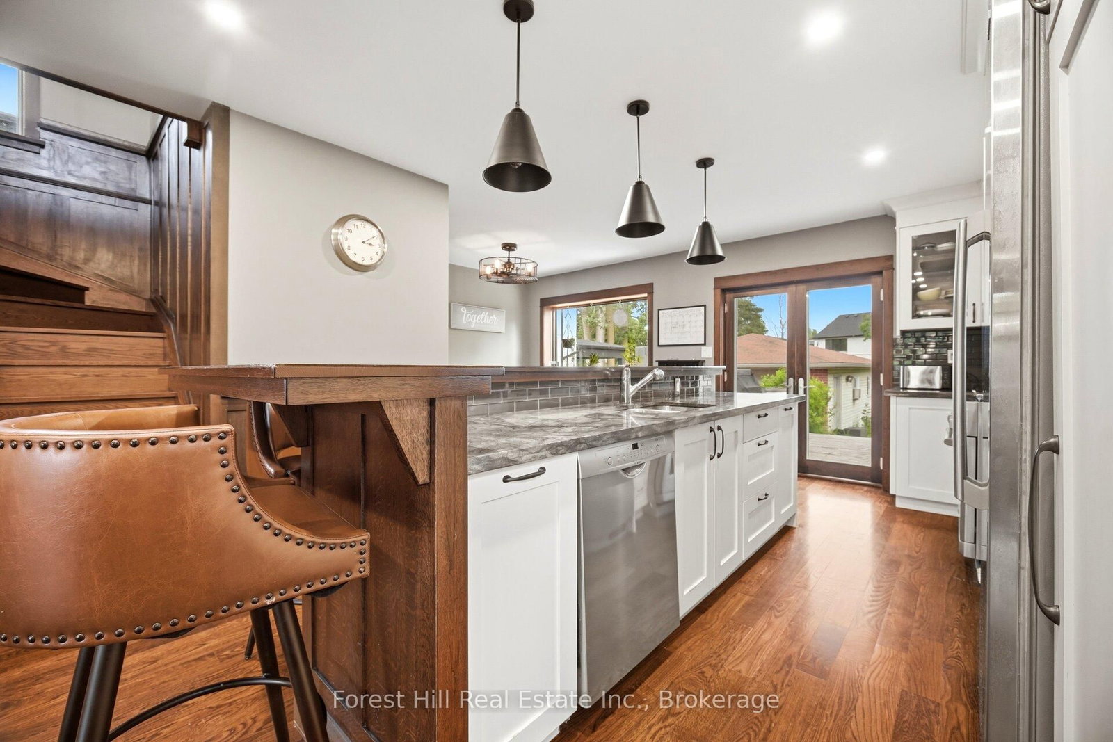 39 Broadview Avenue • Mississauga, ON photo 14