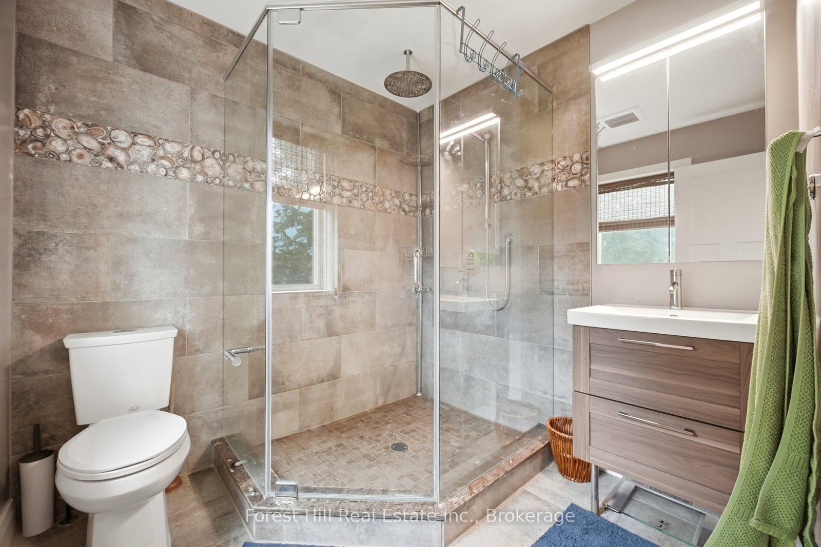 39 Broadview Avenue • Mississauga, ON photo 21