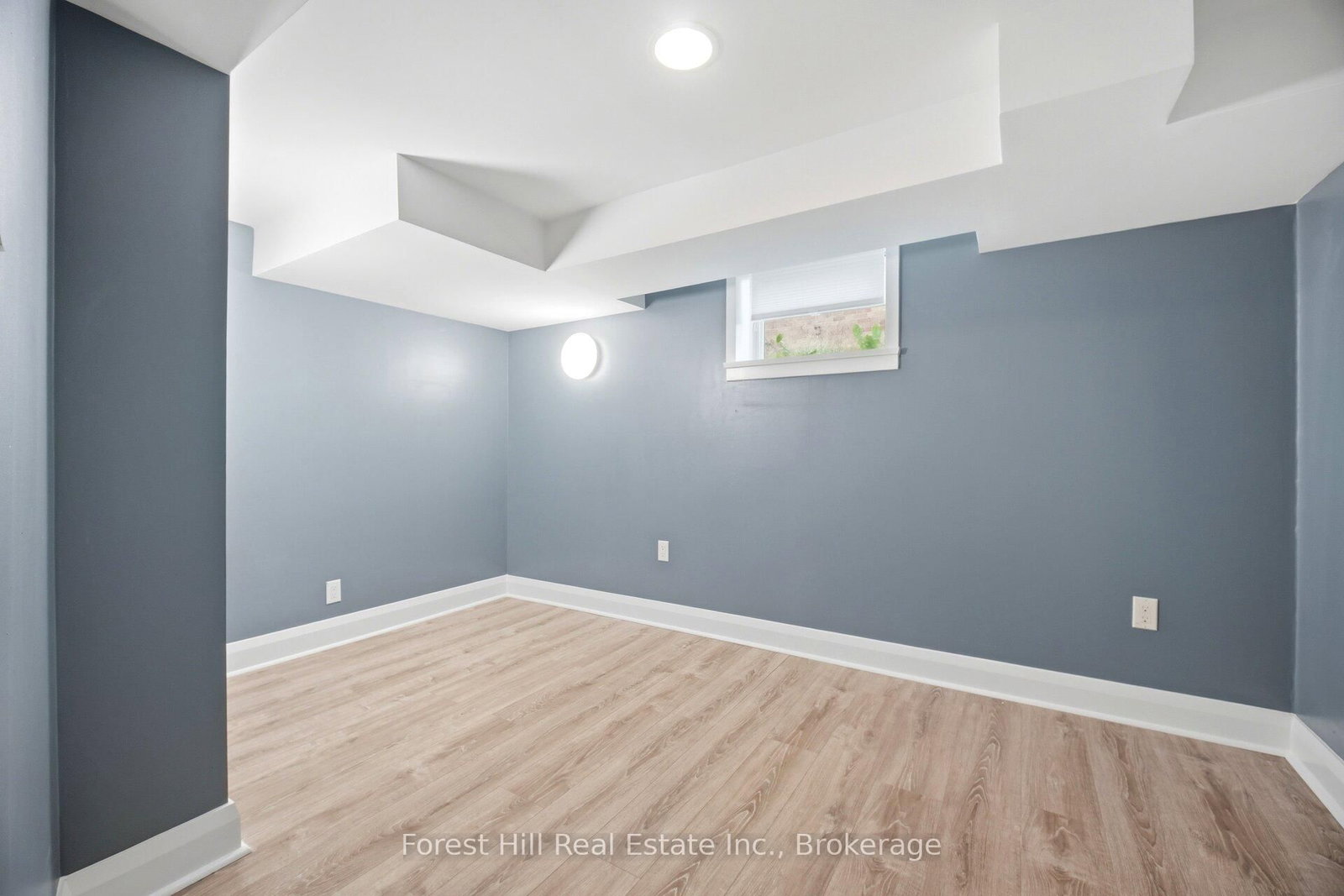 39 Broadview Avenue • Mississauga, ON photo 31