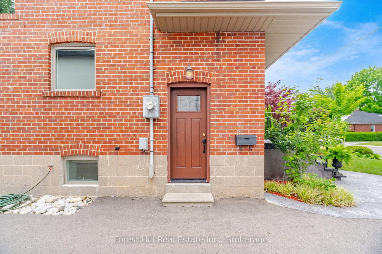 39 Broadview Avenue • Mississauga, ON photo 33