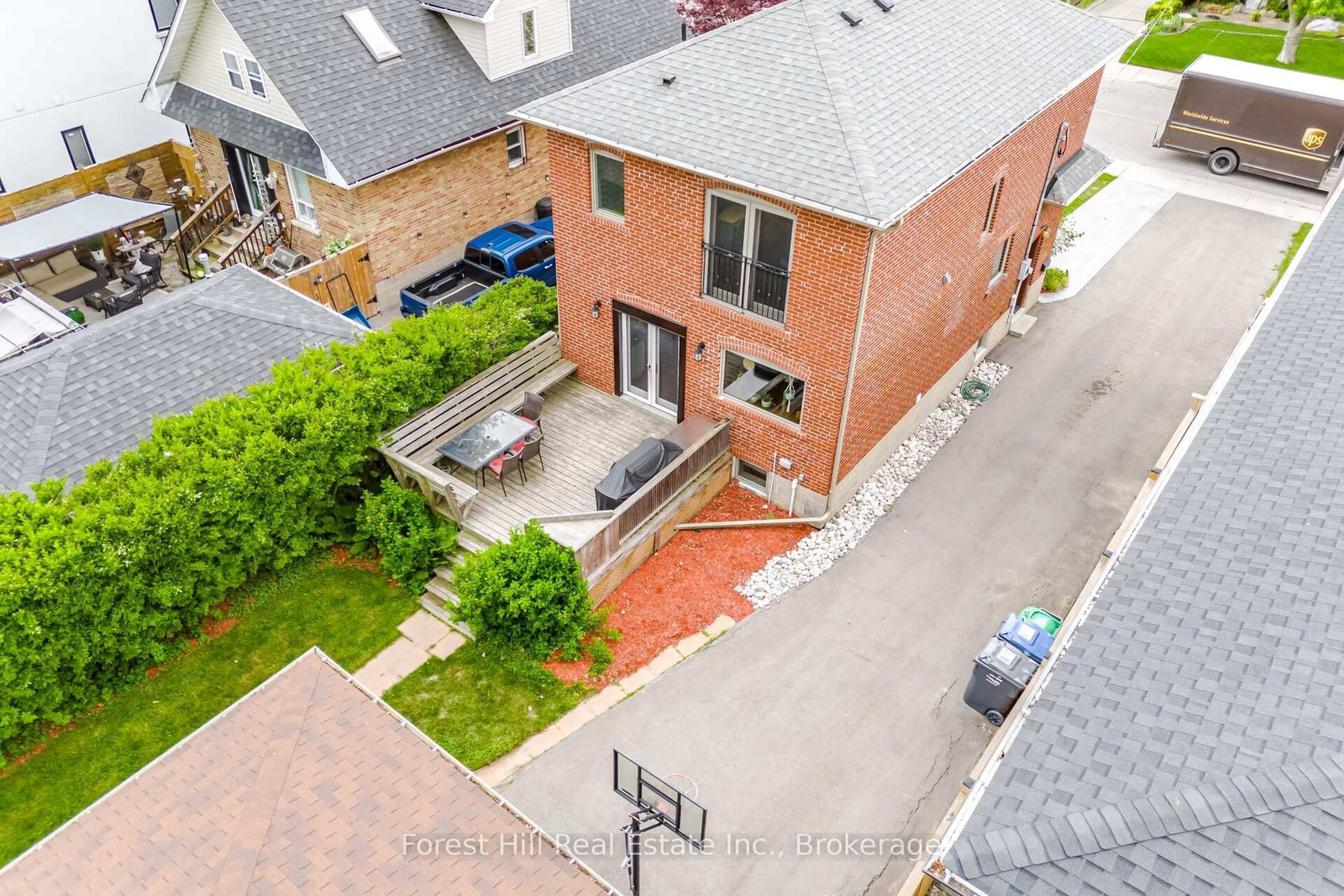 39 Broadview Avenue • Mississauga, ON photo 43