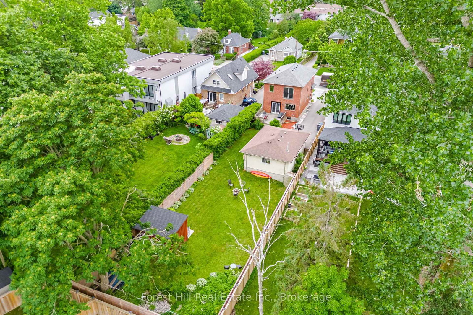 39 Broadview Avenue • Mississauga, ON photo 46