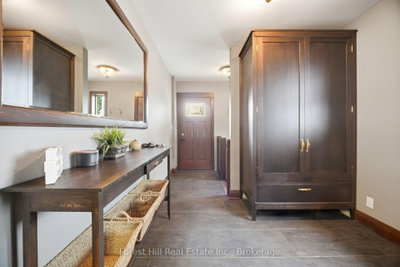 39 Broadview Avenue • Mississauga, ON photo 6