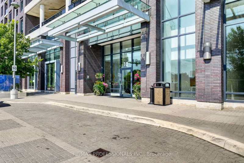 406 - 10 Gibbs Road