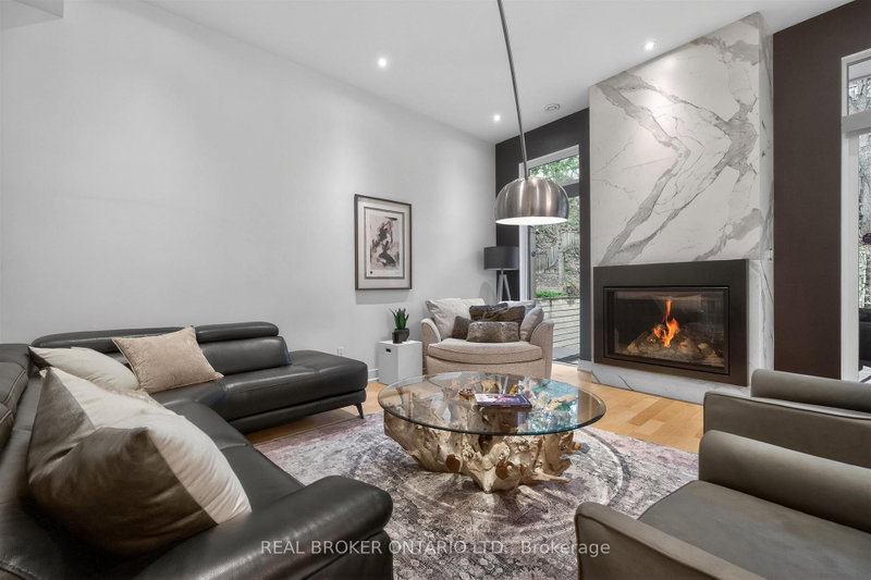 88 South Kingsway Way