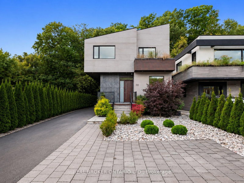 88 South Kingsway Way