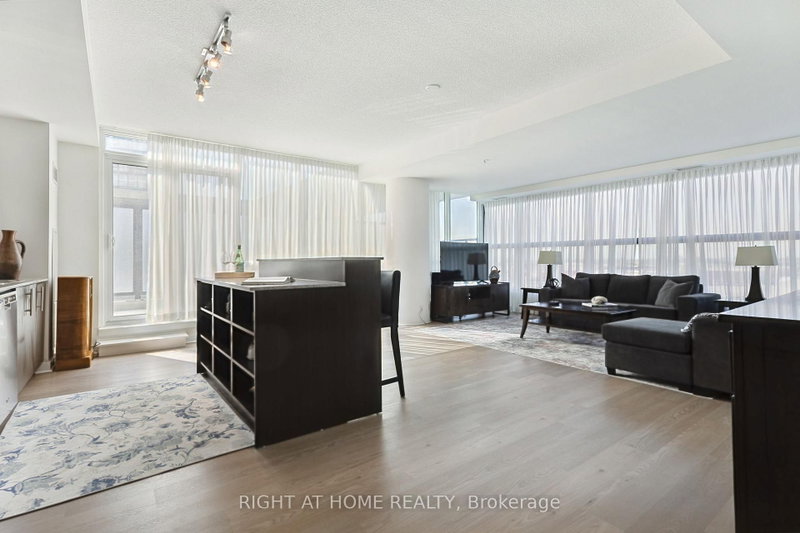 302 - 3985 Grand Park Drive