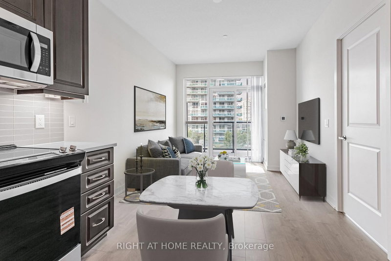 501 - 38 Annie Craig Drive