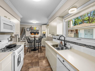 1033 Franconia Mississauga,ON L4Y 2L6 — Photo 19